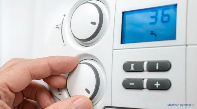 Heizungsregler wird eingestellt