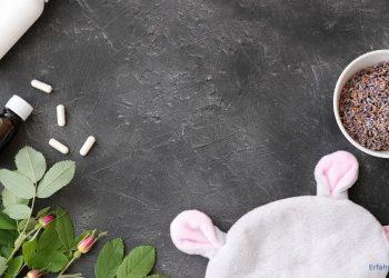 Melatonin, Augenmaske und Lavendeltee