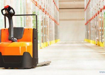 Hubwagen in einem Lager