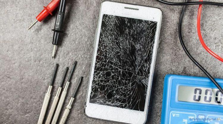 Displayschaden bei einem Smartphone