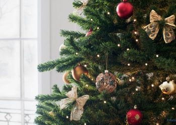 geschmückter Weihnachtsbaum