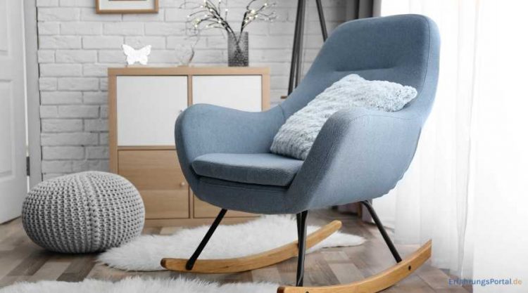 moderner Schaukelstuhl