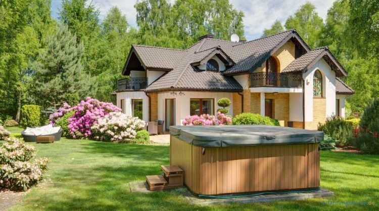Whirlpool im Garten