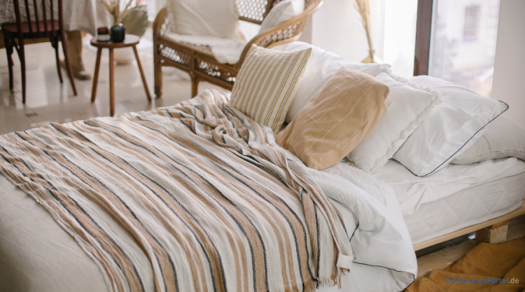 gemachtes Bett