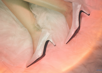 Schuhe mit kleinem Absatz