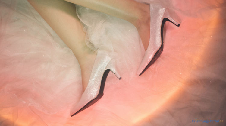 Schuhe mit kleinem Absatz