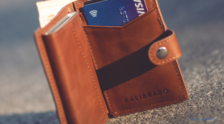 Slim Wallet mit Münzfach