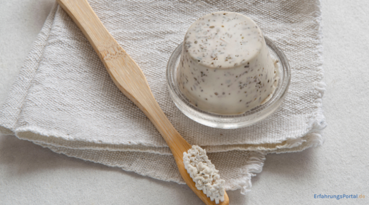 Selbstgemachte Zahnpasta