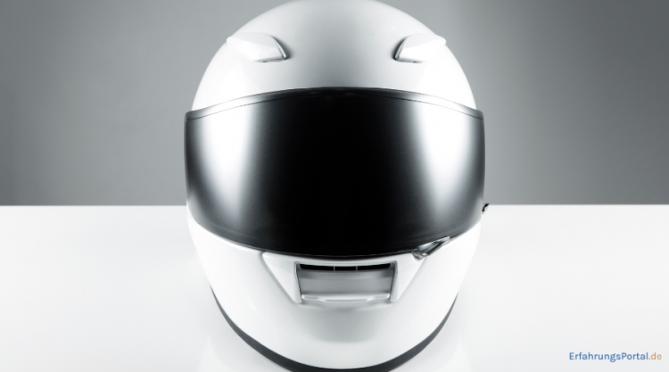 Motorradhelm