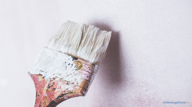 Wandfarbe streichen